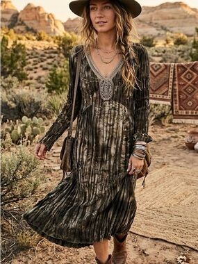 MEXX Plissé Crinkle Maxi Dress Crochet Neckline Earthy Whimsigoth Grunge Y2K
